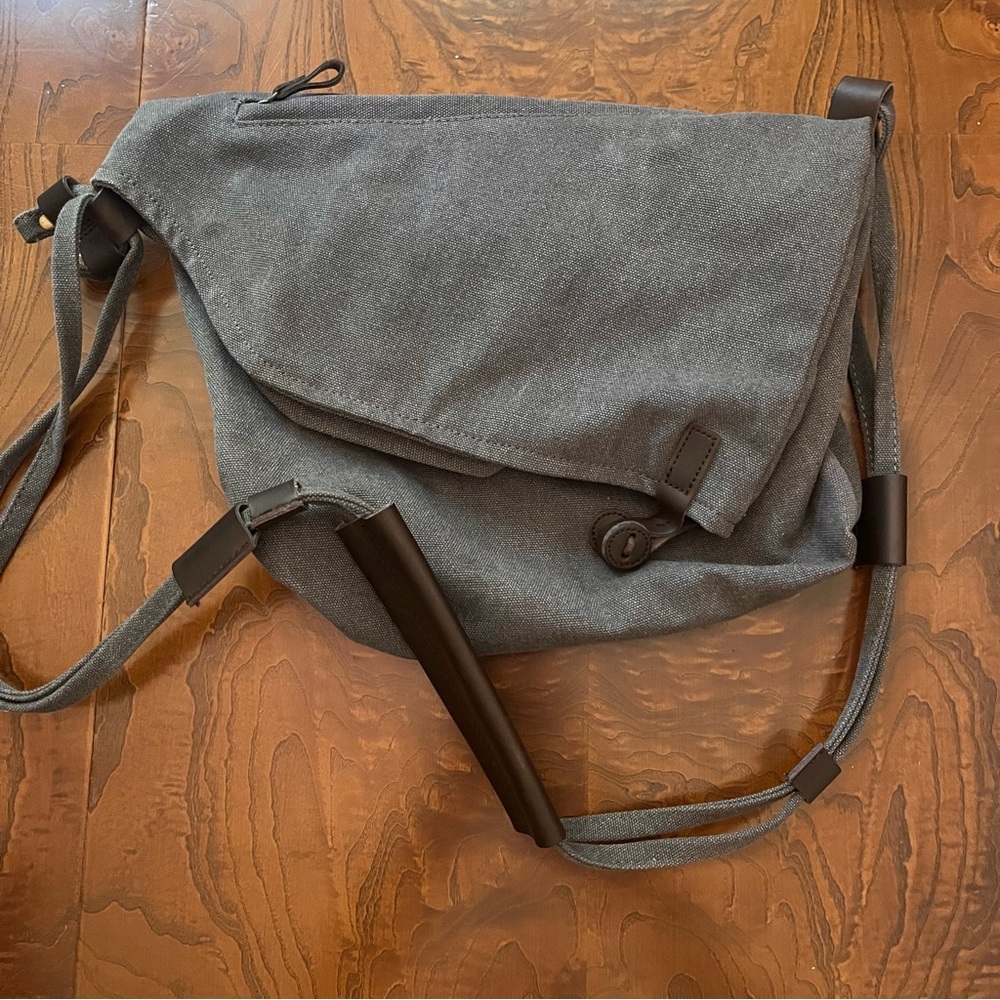 Grey/Taupe canvas crossbody bag